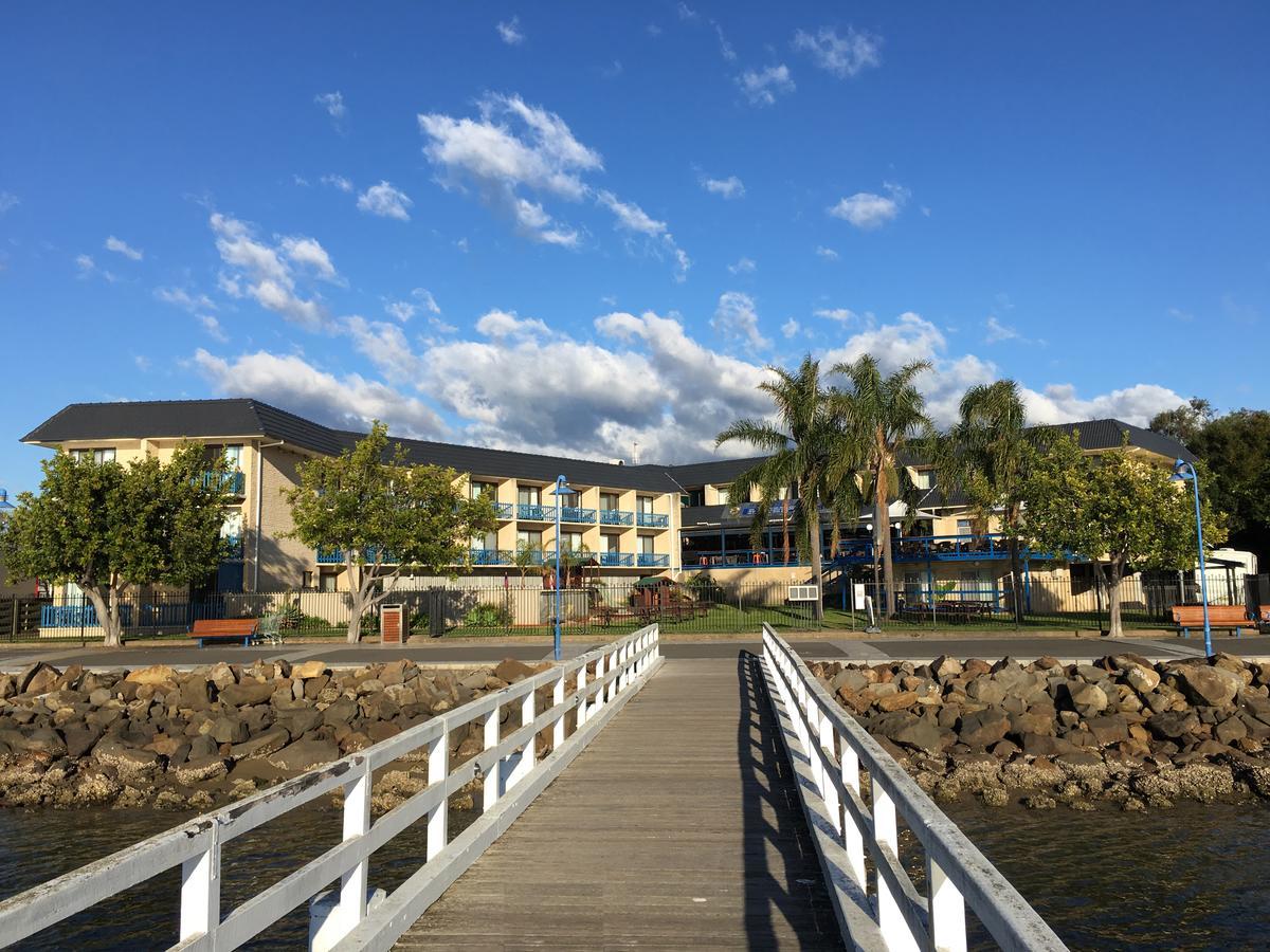 Mariners On The Waterfront Motell Batemans Bay Exteriör bild