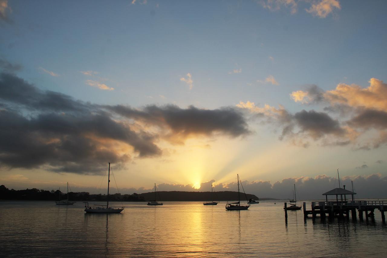 Mariners On The Waterfront Motell Batemans Bay Exteriör bild
