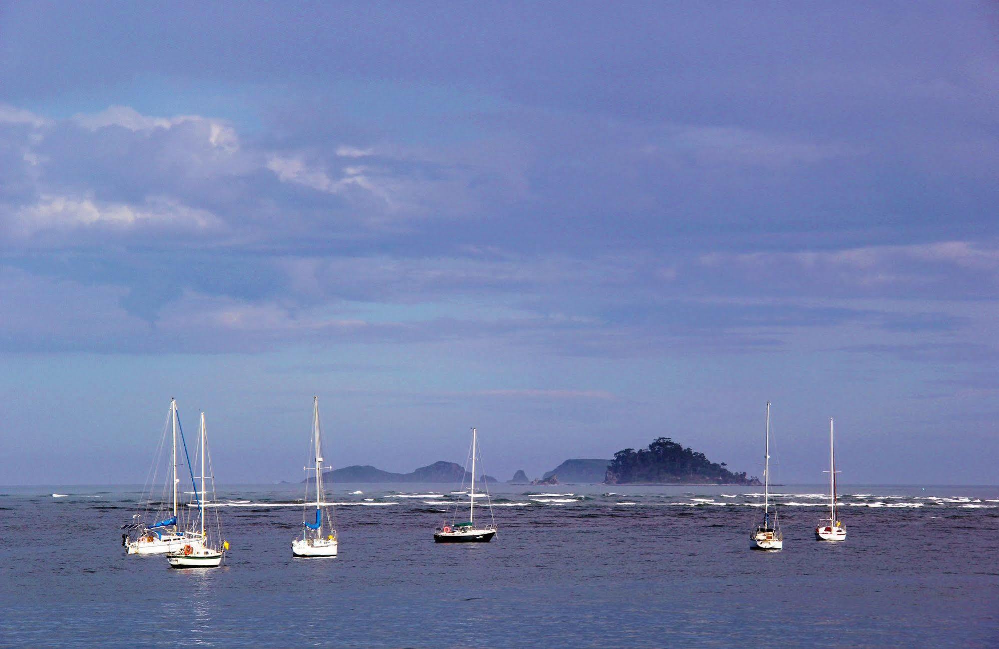 Mariners On The Waterfront Motell Batemans Bay Exteriör bild