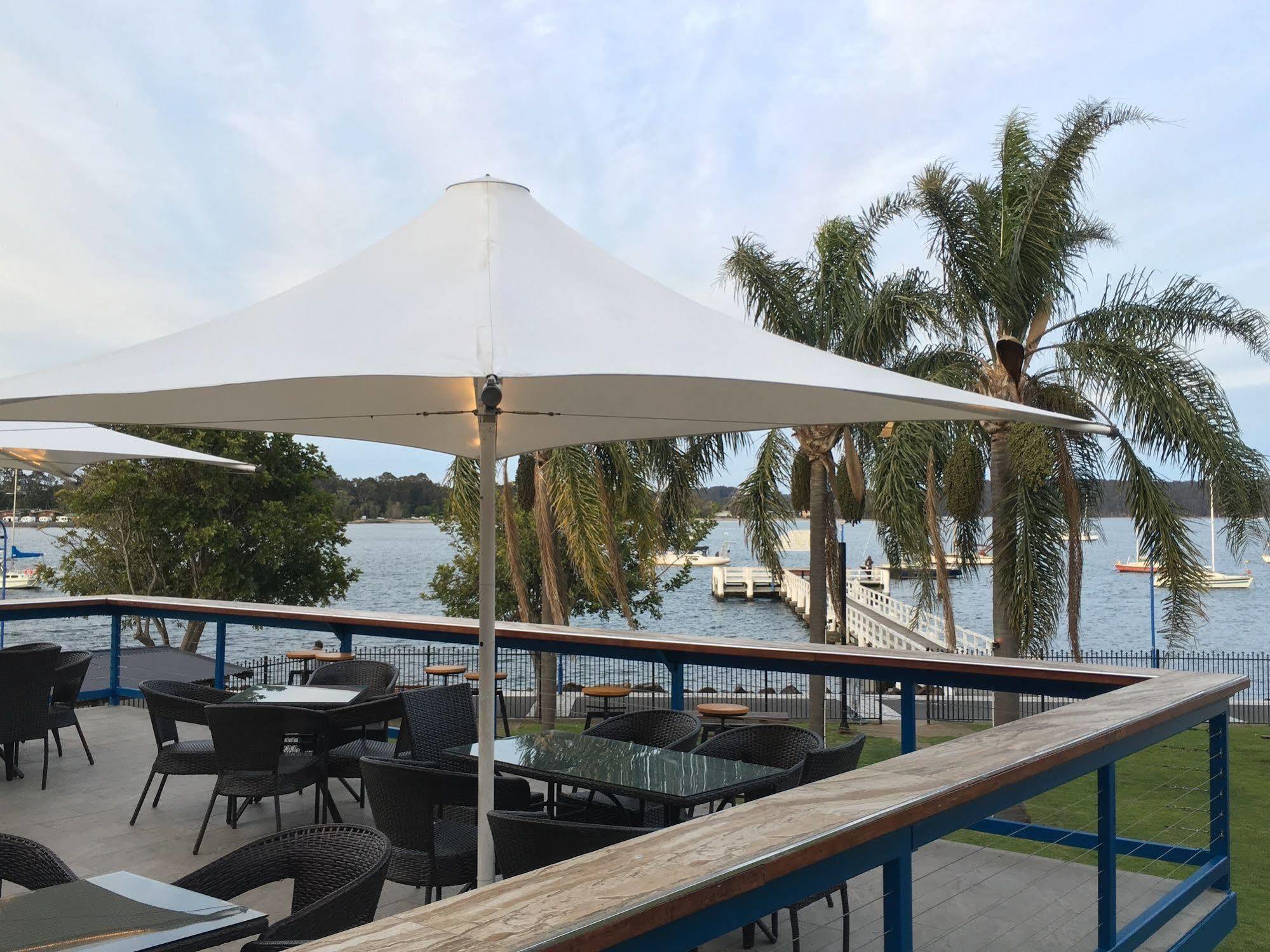 Mariners On The Waterfront Motell Batemans Bay Exteriör bild