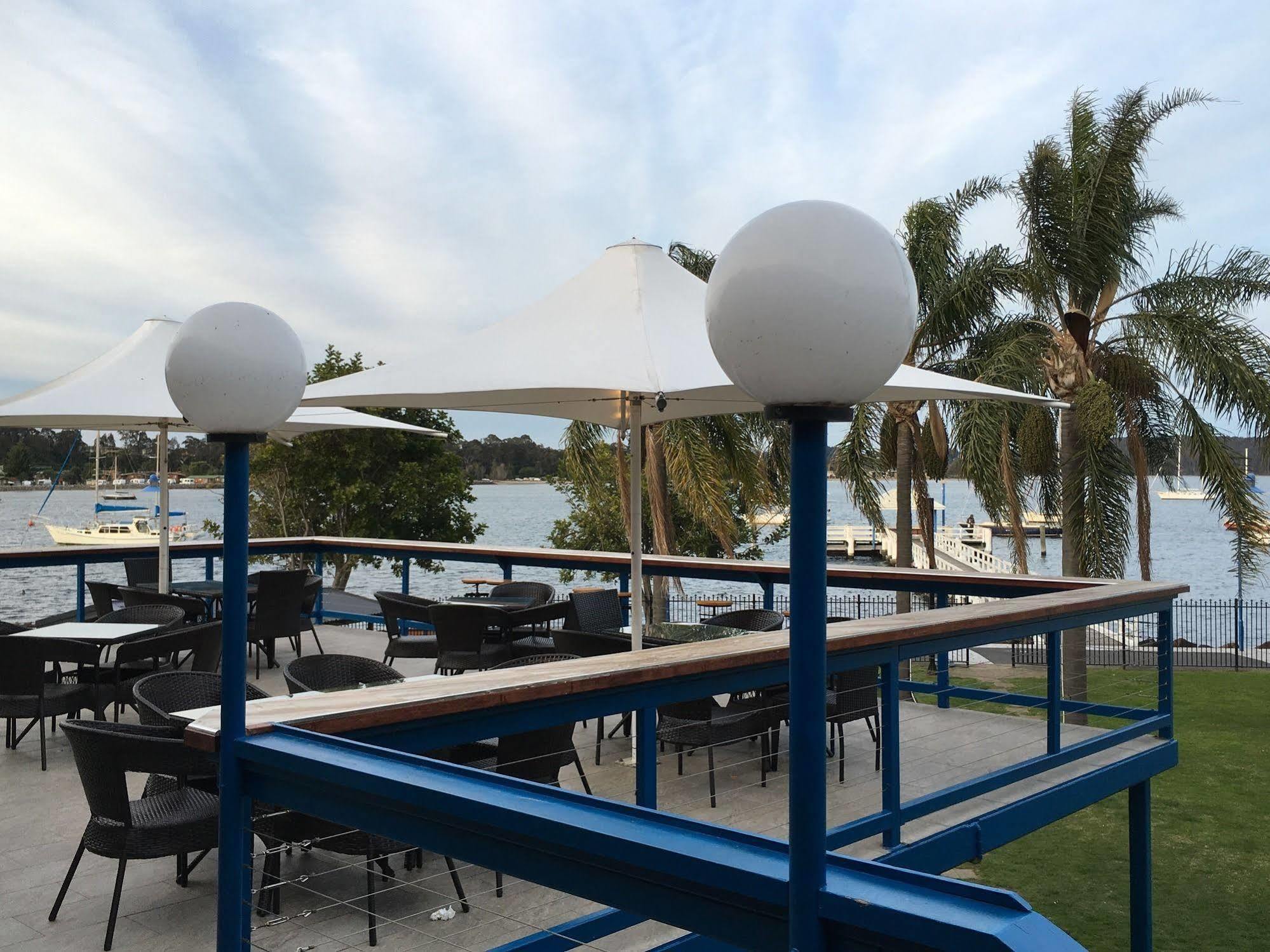Mariners On The Waterfront Motell Batemans Bay Exteriör bild