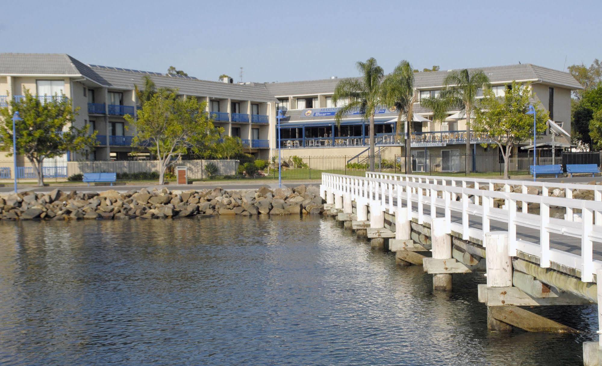 Mariners On The Waterfront Motell Batemans Bay Exteriör bild